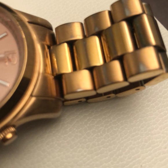 MICHAEL KORS watch - Picture 2 of 2